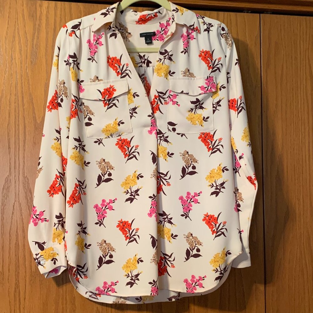 Ann Taylor Floral Blouse Sz. S